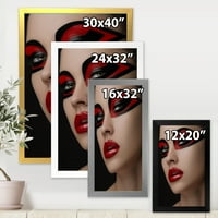 עיצוב אמנות 'שפתיים אדומות איפור שחור על העיניים של נערת המסכה' הדפס אמנות ממוסגר מודרני